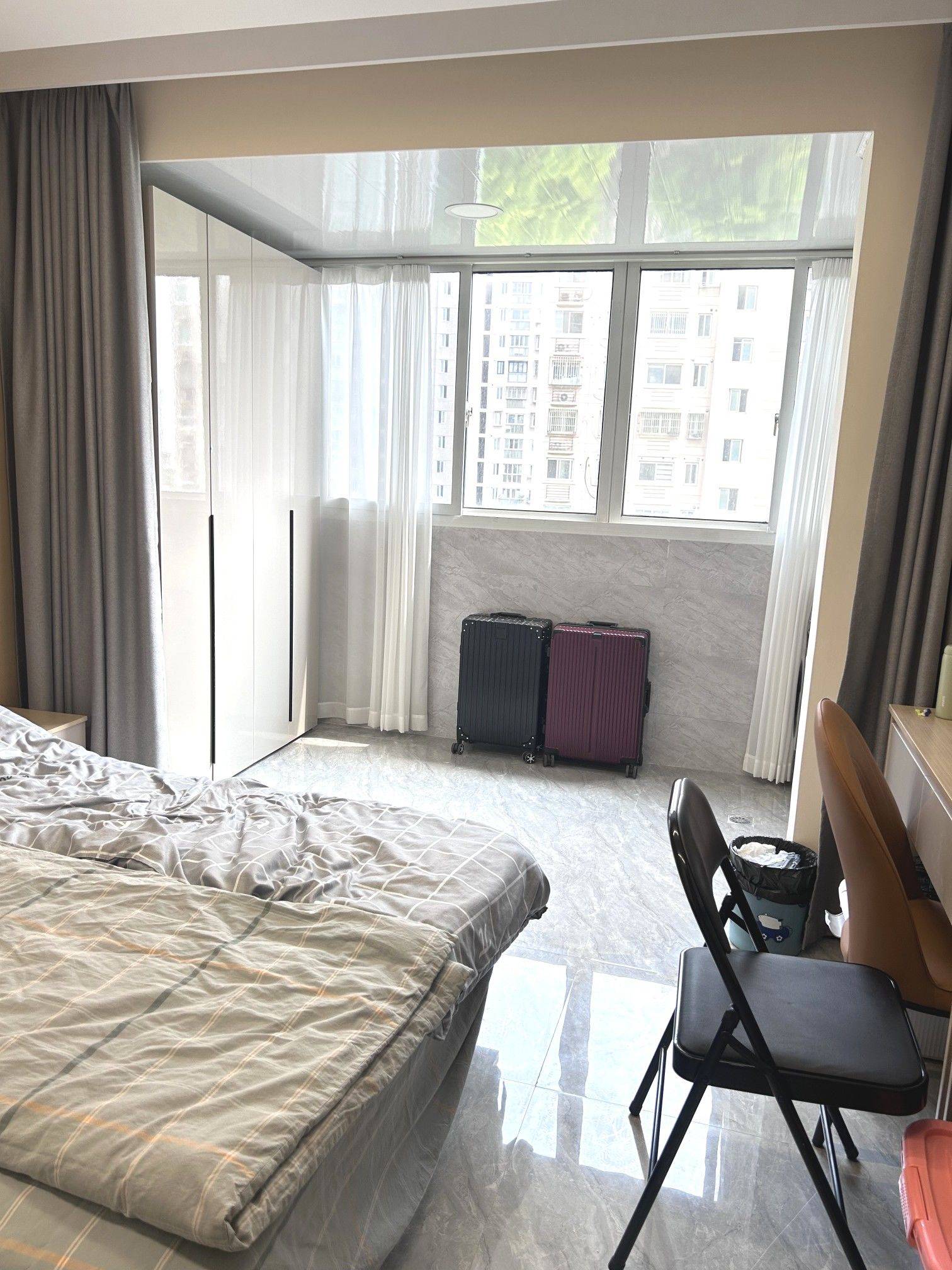 Shanghai-Pudong-Cozy Home,Clean&Comfy,No Gender Limit,Hustle & Bustle,“Friends”,Chilled,LGBTQ Friendly,Pet Friendly