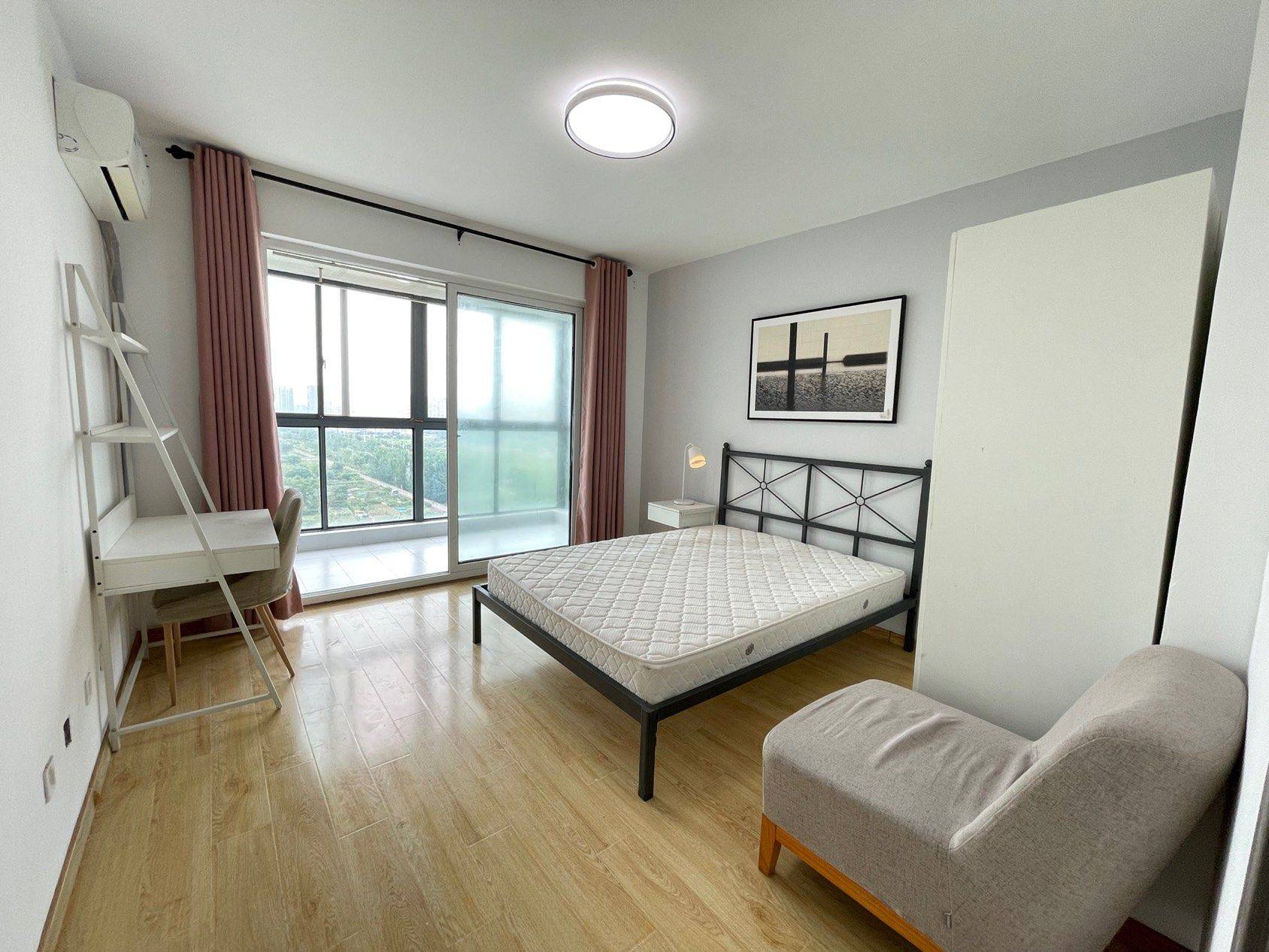 Nanjing-Pukou-Cozy Home,Clean&Comfy,No Gender Limit,Hustle & Bustle