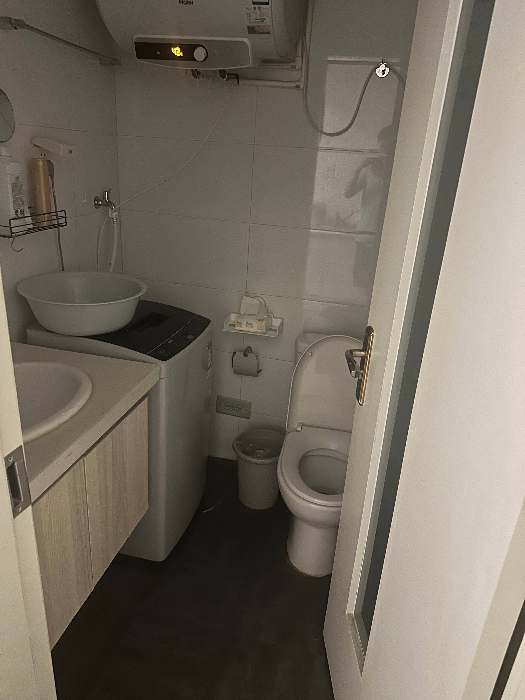 Kunming-Xishan-办公室适配,Pet Friendly,LGBTQ Friendly,Cozy Home,Clean&Comfy,No Gender Limit