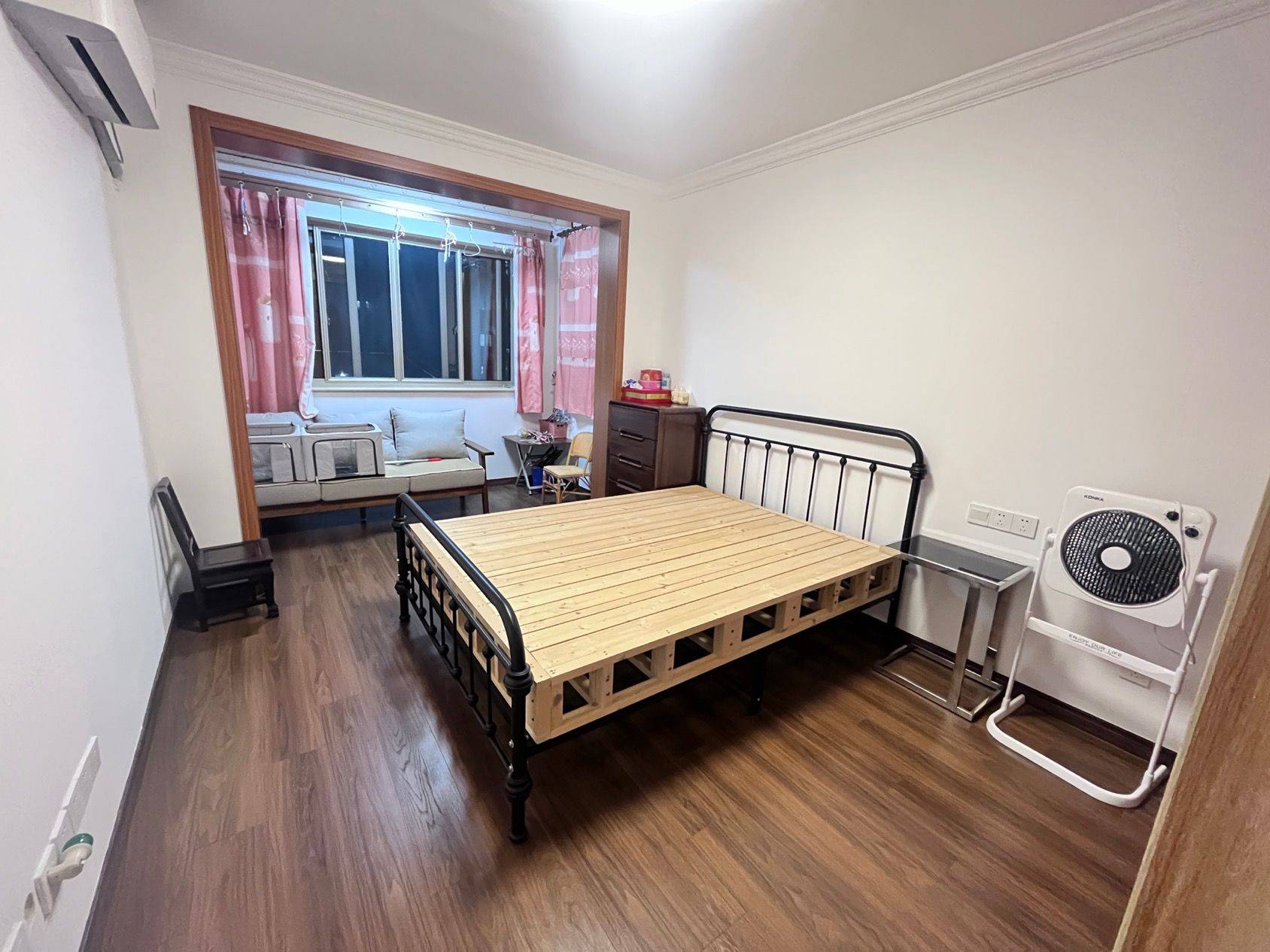 Shanghai-Pudong-Cozy Home,No Gender Limit,Pet Friendly