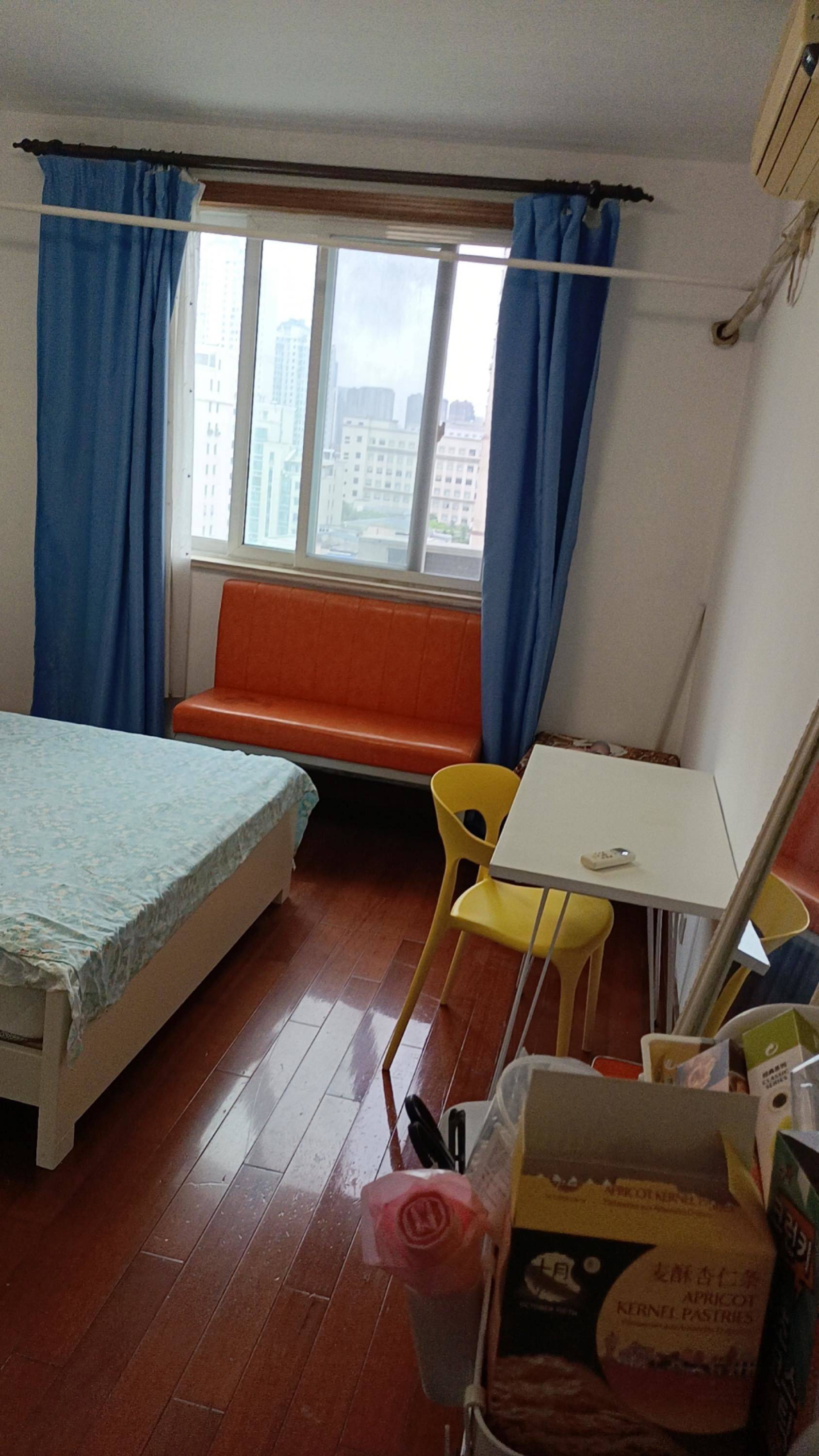 Shanghai-Jing‘An-🐱宠物友好❤️,❤️地铁口200米❤️,☘️可办居住证🌷,❤️民用水电❤️,Pet Friendly,LGBTQ Friendly,Cozy Home,Clean&Comfy,No Gender Limit,Hustle & Bustle,“Friends”,Chilled