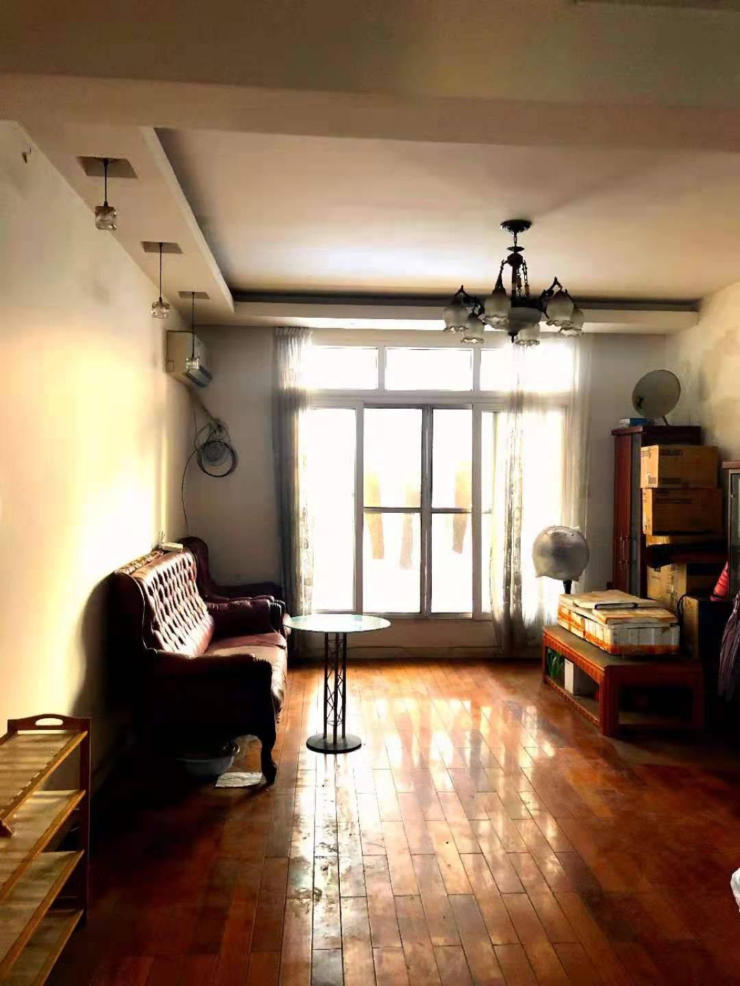 Wuhan-Jianghan-Cozy Home,Clean&Comfy,No Gender Limit