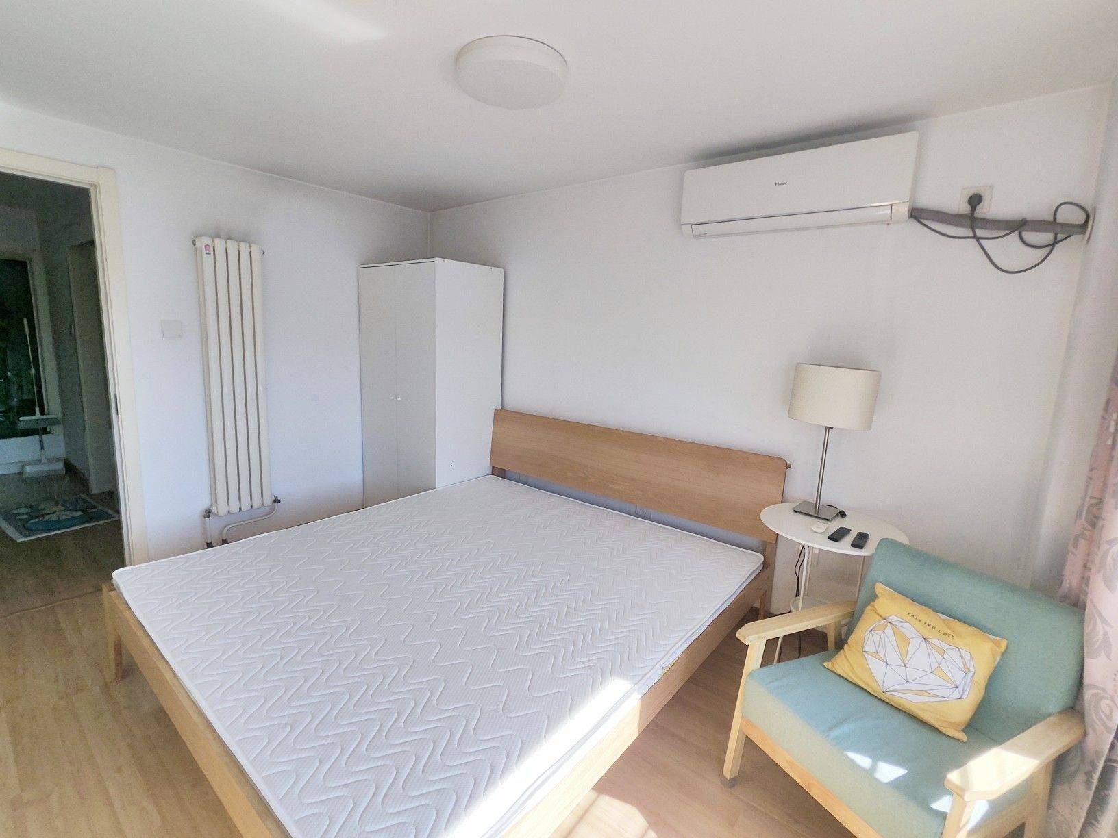 Beijing-Chaoyang-Cozy Home,Clean&Comfy,No Gender Limit,Hustle & Bustle,“Friends”,Chilled,LGBTQ Friendly,Pet Friendly