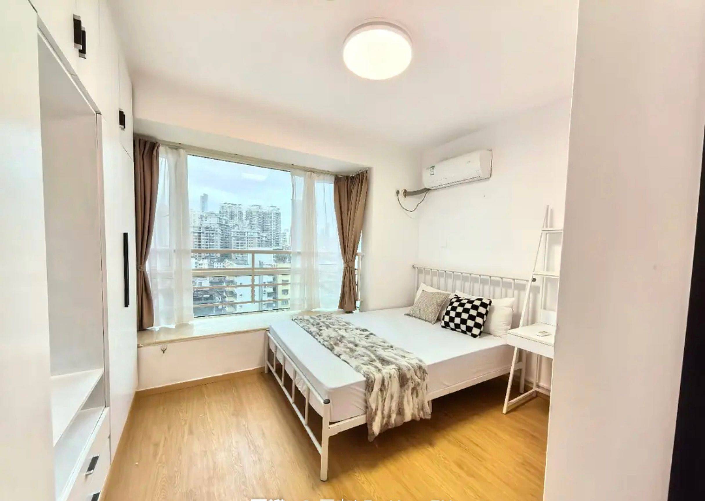 Wuhan-Wuchang-Cozy Home,Clean&Comfy,No Gender Limit,Hustle & Bustle,Pet Friendly