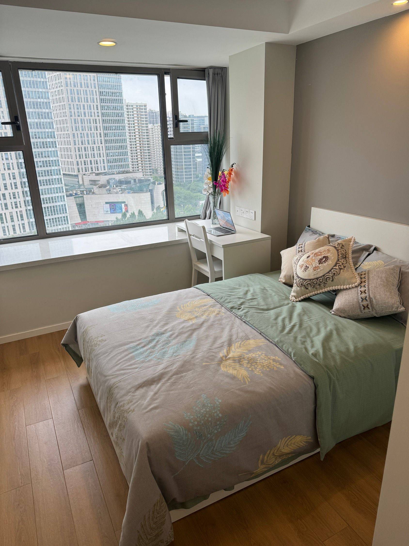 Shanghai-Jing‘An-Cozy Home,Clean&Comfy,No Gender Limit,Hustle & Bustle,“Friends”,Chilled,LGBTQ Friendly,Pet Friendly