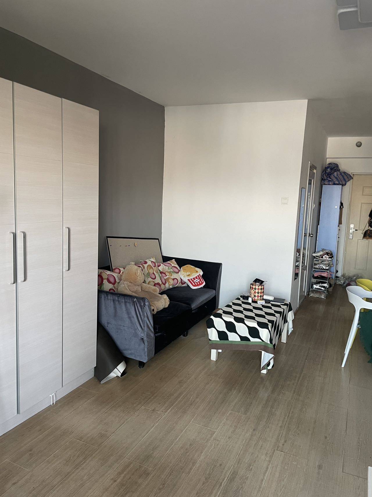 Beijing-Chaoyang-Shared Apartment,Seeking Flatmate,Long Term,Long & Short Term,Replacement,LGBTQ Friendly