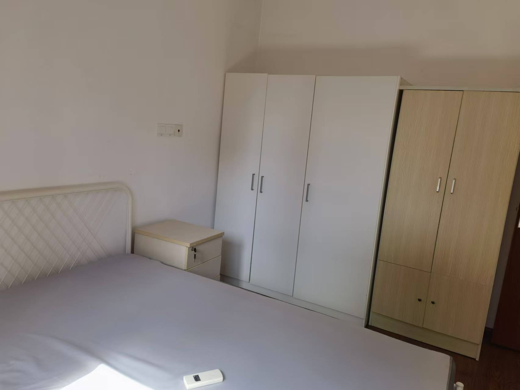 Shanghai-Baoshan-Cozy Home,Clean&Comfy,No Gender Limit,Hustle & Bustle,“Friends”,Chilled,Pet Friendly