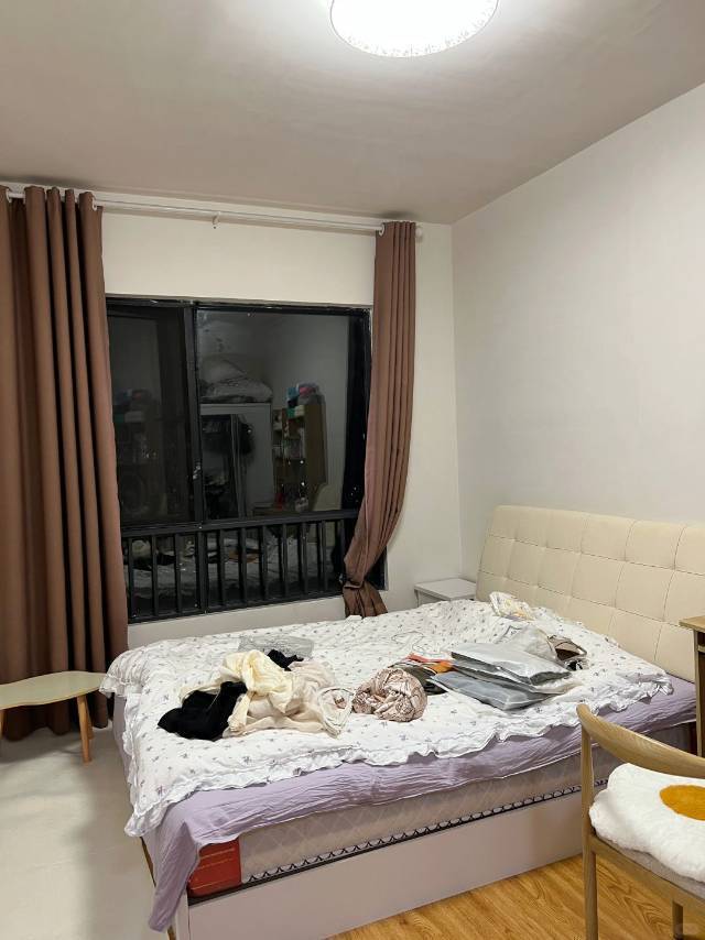 Zhengzhou-Jinshui-Cozy Home,Clean&Comfy,No Gender Limit,Hustle & Bustle,Pet Friendly