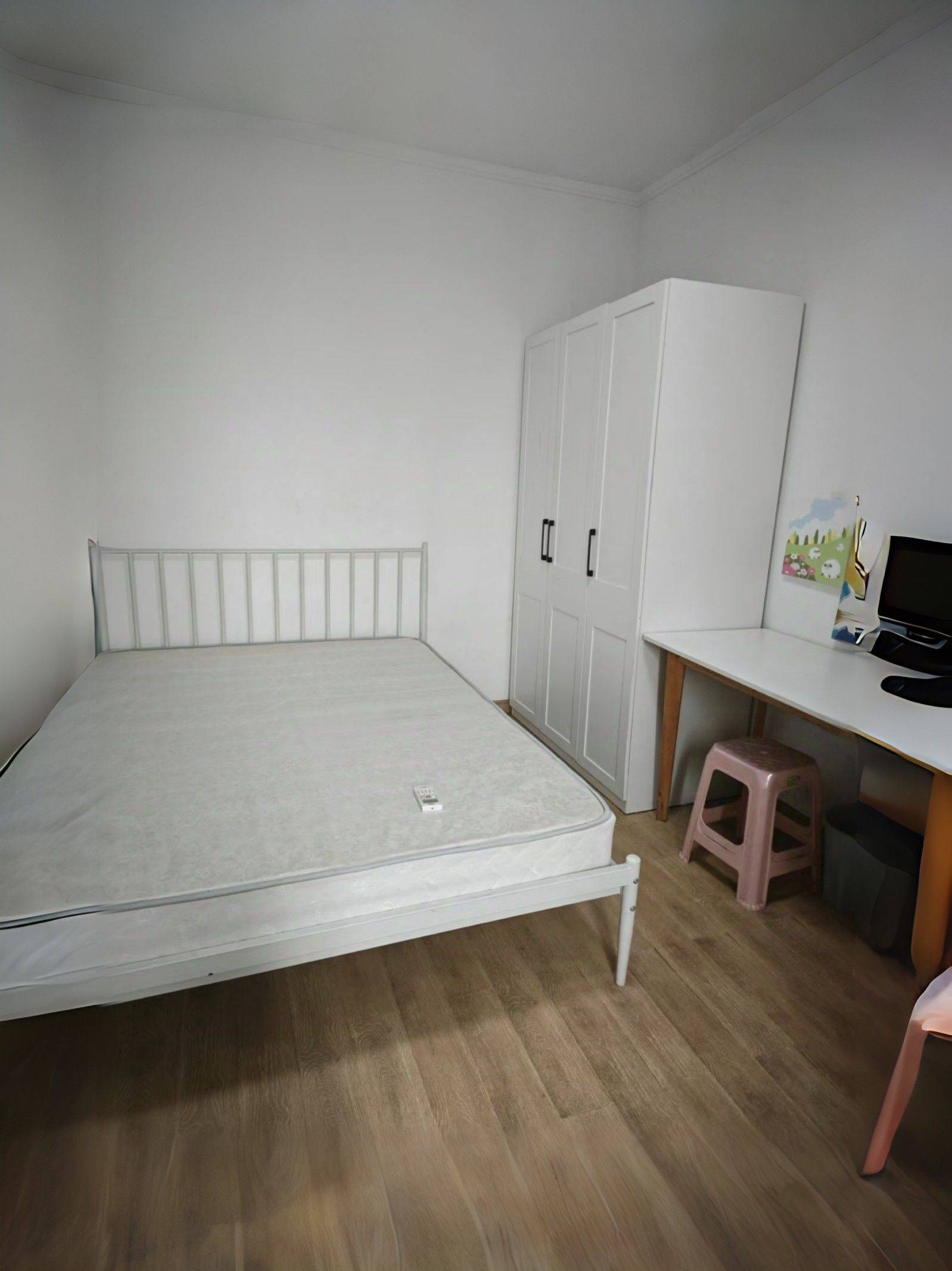 Wuhan-Hongshan-Cozy Home,Clean&Comfy,No Gender Limit,Hustle & Bustle,“Friends”,Chilled,LGBTQ Friendly,Pet Friendly