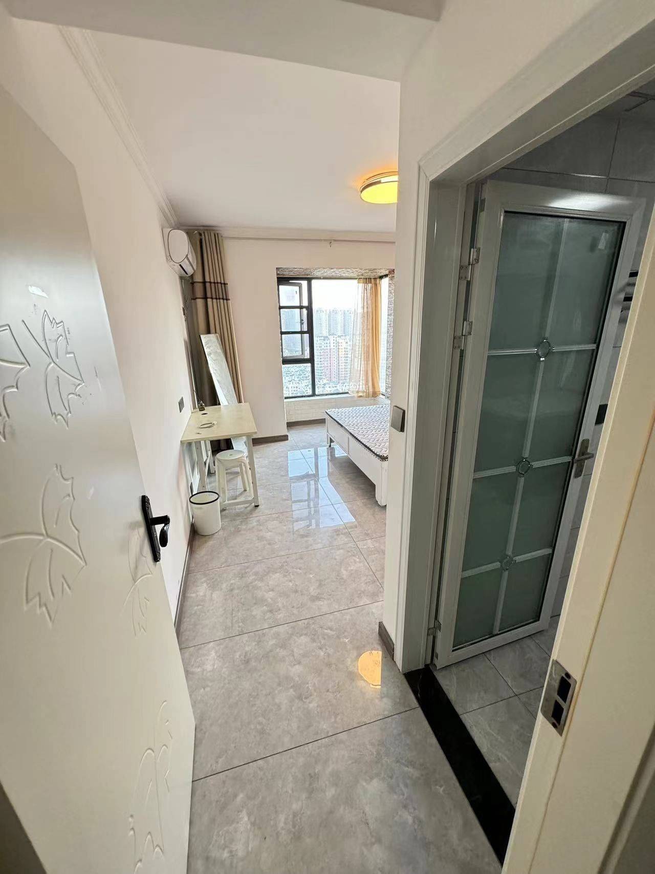 Zhengzhou-Erqi-Cozy Home,Clean&Comfy,No Gender Limit,Hustle & Bustle,Pet Friendly