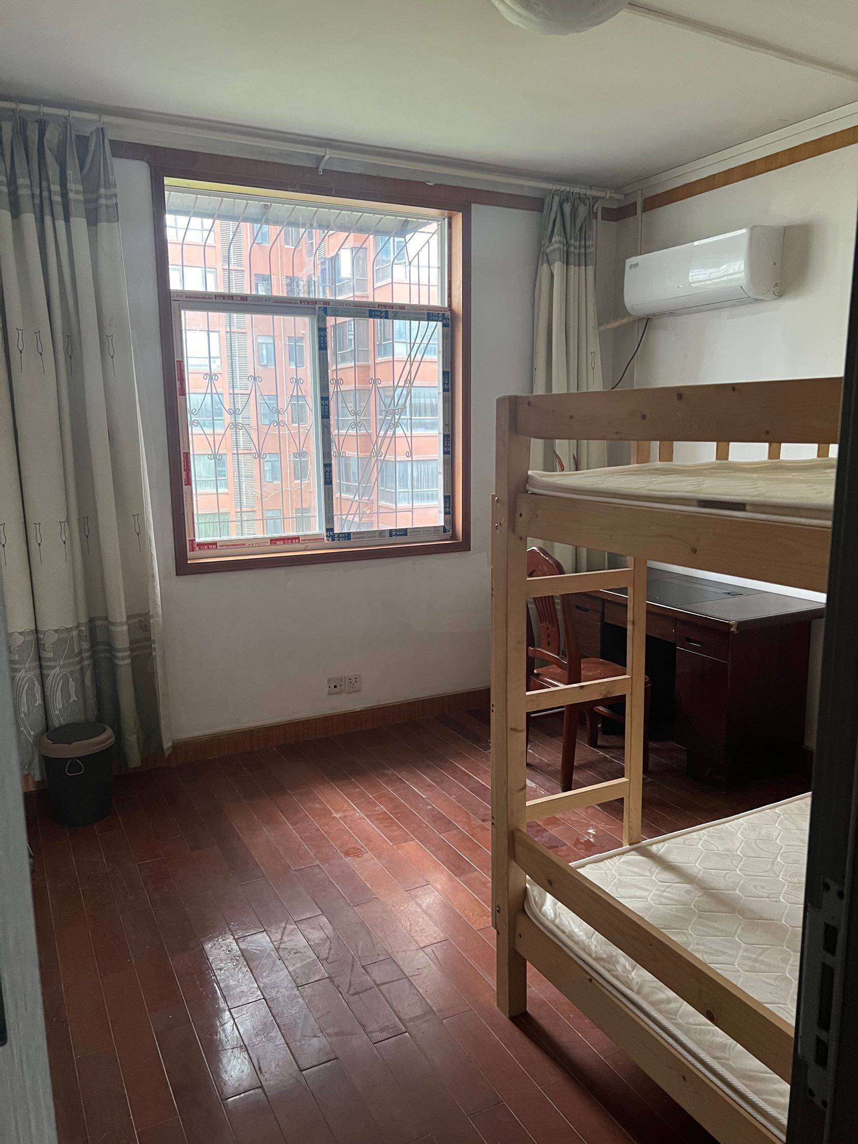 Wuhan-Wuchang-落地窗,复式楼,双地铁,便宜,地铁房,急租,价格低,方便,Sublet,Single Apartment,Short Term,Shared Apartment,Seeking Flatmate,Long & Short Term,Long Term