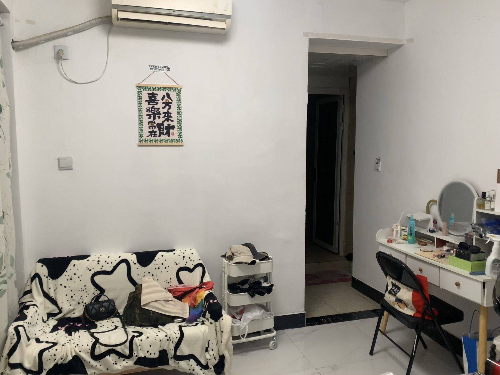 Shanghai-Xuhui-Cozy Home,Clean&Comfy,No Gender Limit,Hustle & Bustle,“Friends”,Chilled,LGBTQ Friendly,Pet Friendly