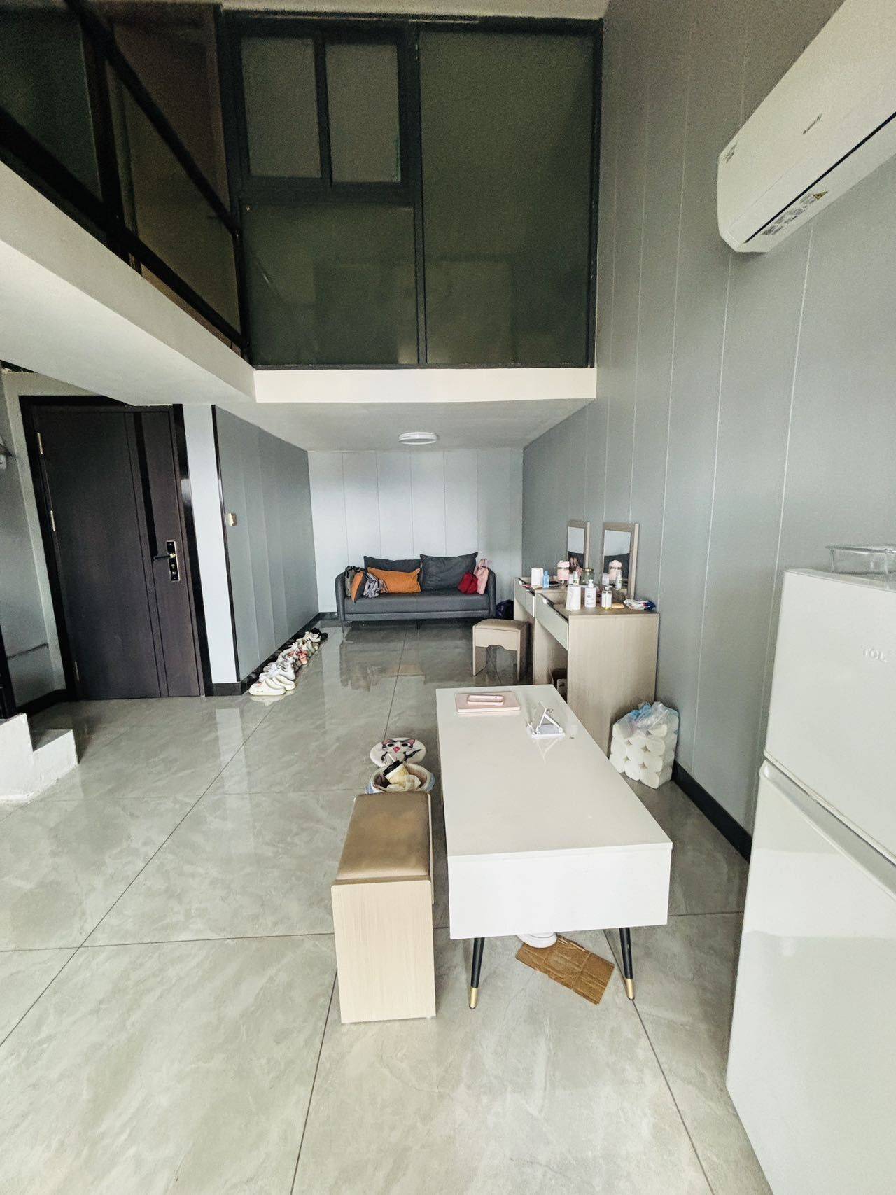 Dongguan-Liaobu-Cozy Home,No Gender Limit