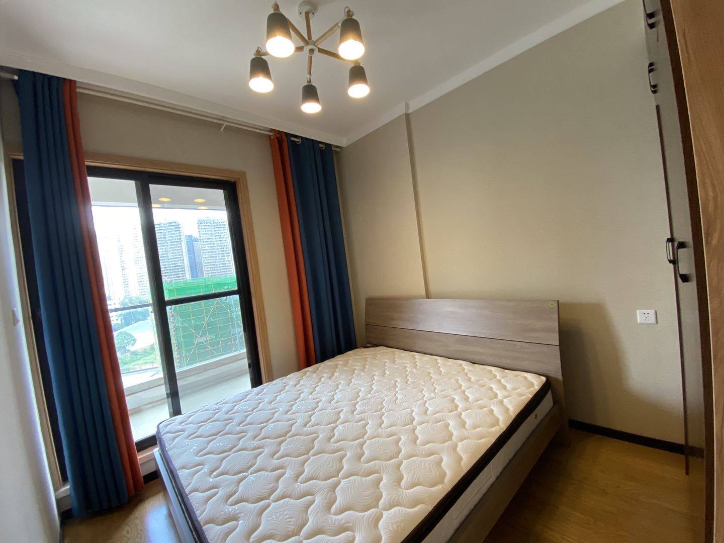 Chengdu-Shuangliu-Cozy Home,Clean&Comfy,No Gender Limit,Hustle & Bustle,“Friends”,Chilled,LGBTQ Friendly,Pet Friendly