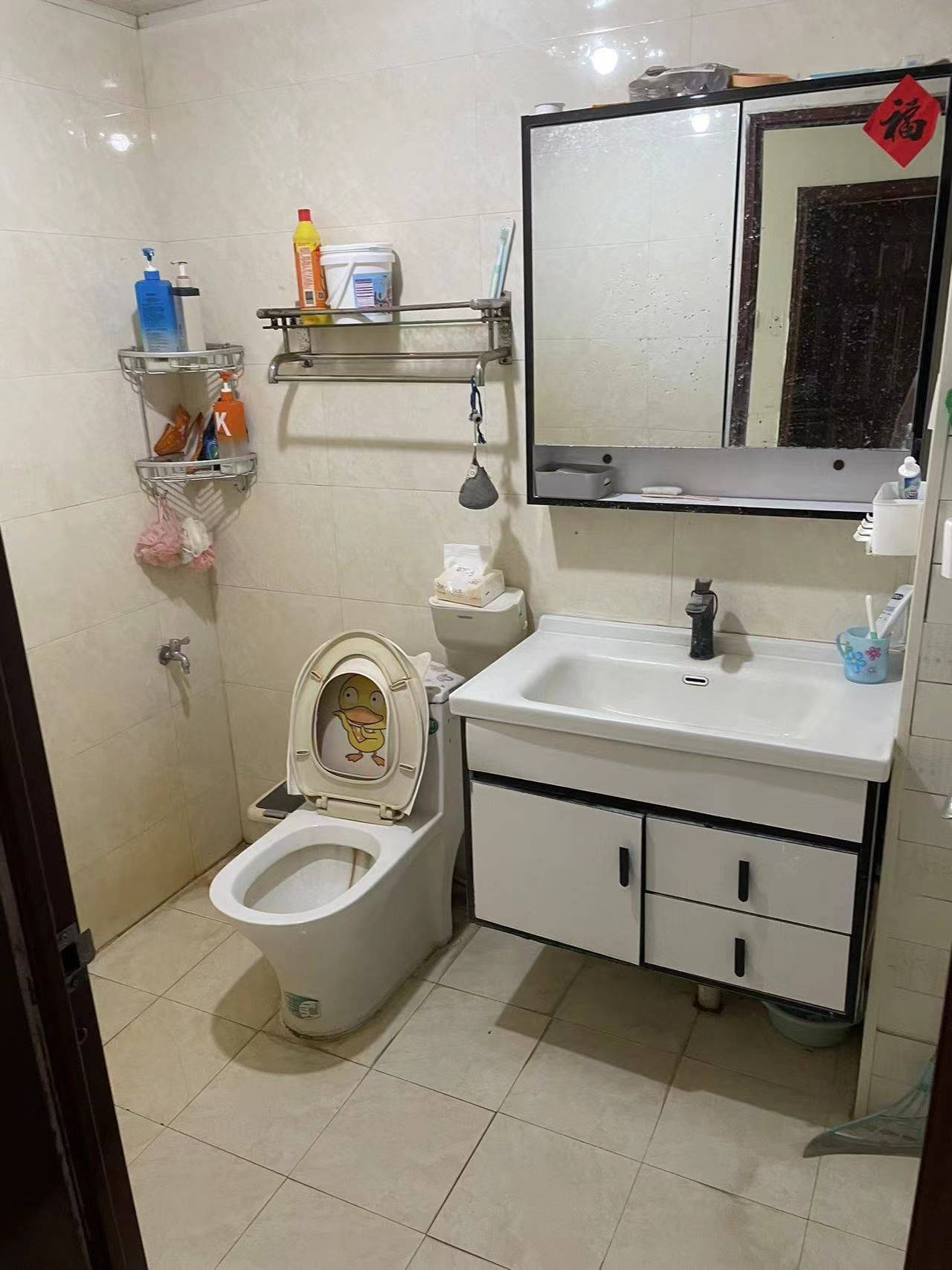 Xi'An-Weiyang-Cozy Home,Clean&Comfy,No Gender Limit,Hustle & Bustle