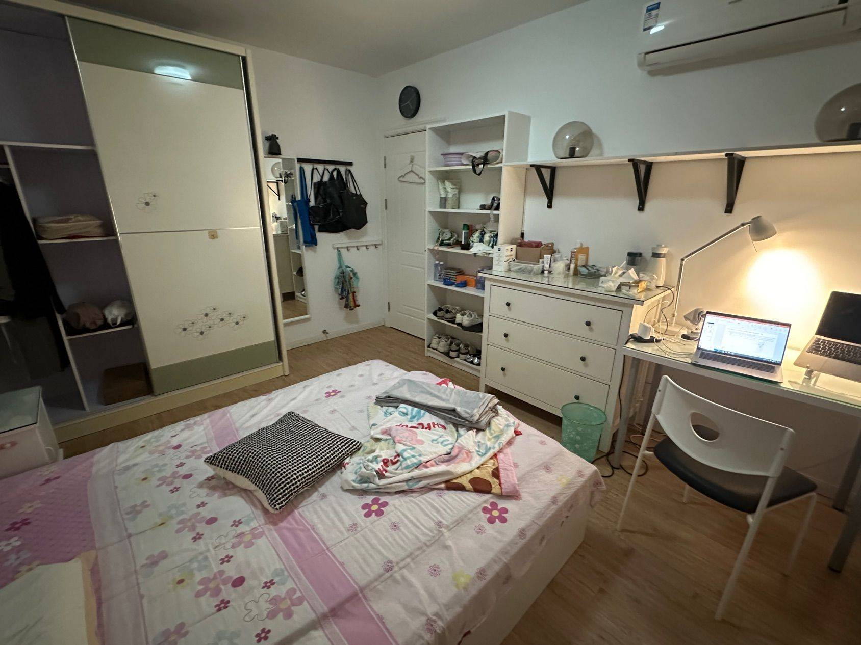 Shanghai-Pudong-Cozy Home,Clean&Comfy,No Gender Limit