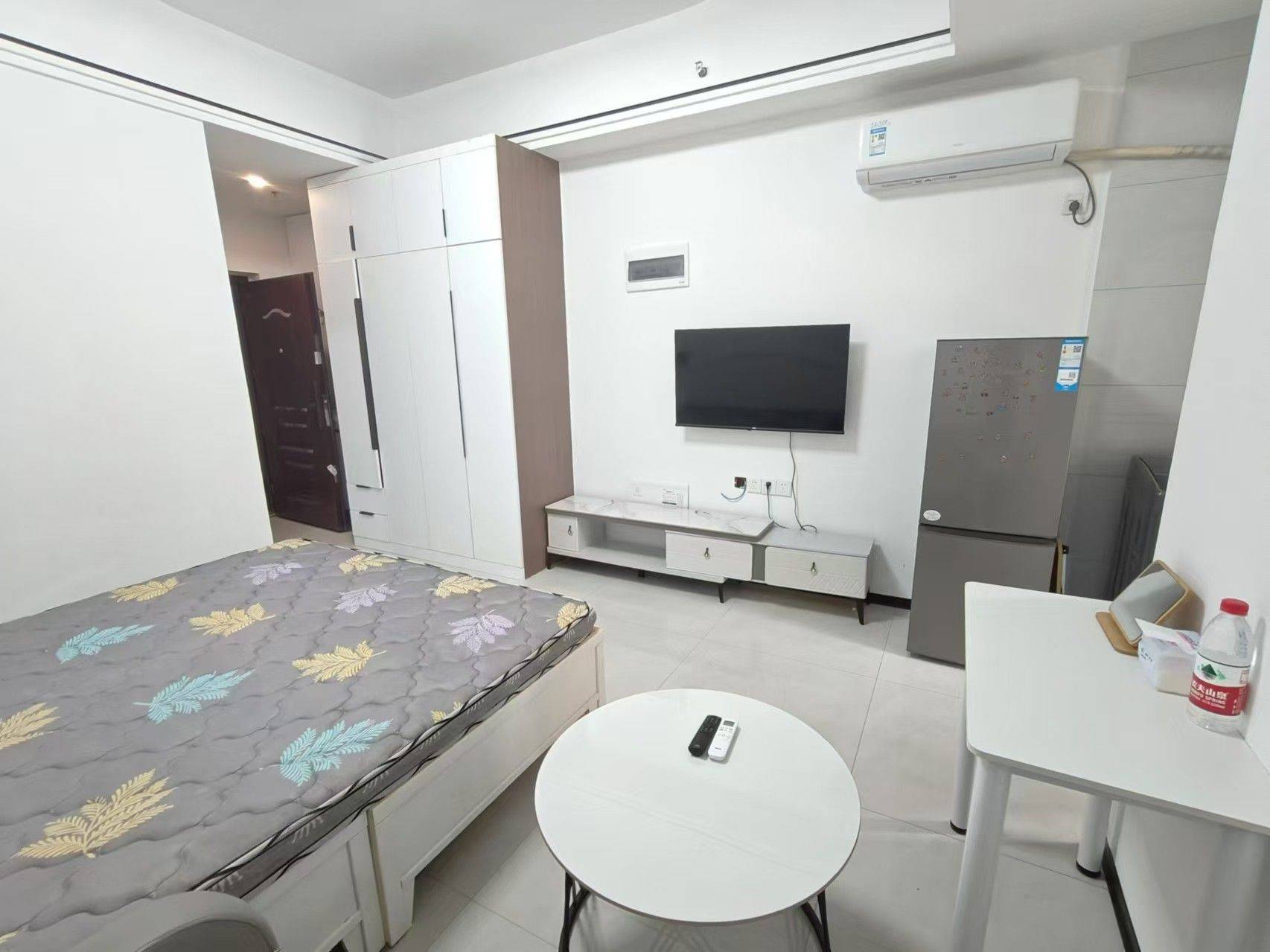 Zhengzhou-Jinshui-Cozy Home,Clean&Comfy,No Gender Limit