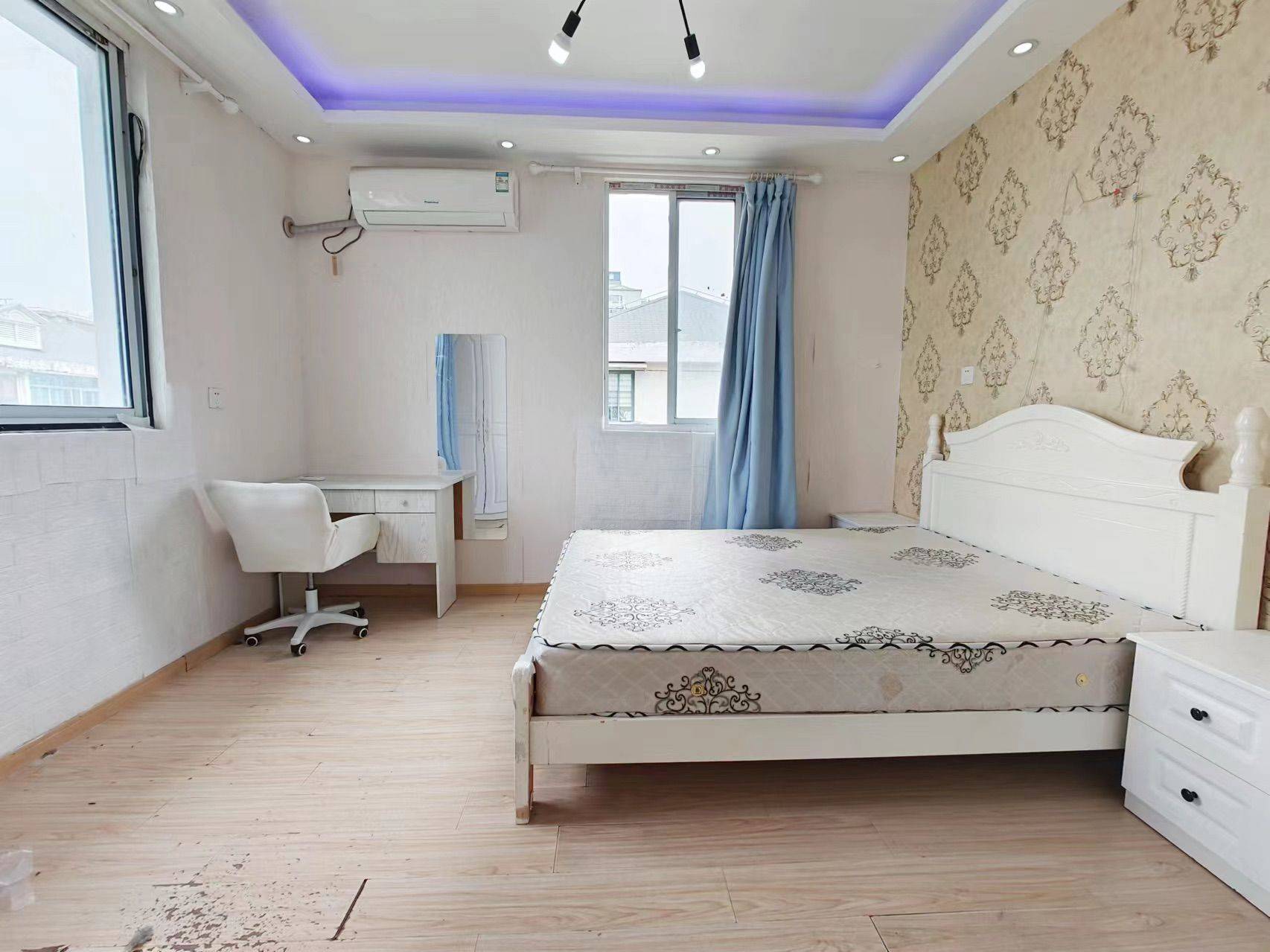 Shanghai-Jing‘An-电梯房,Pet Friendly,Cozy Home,No Gender Limit