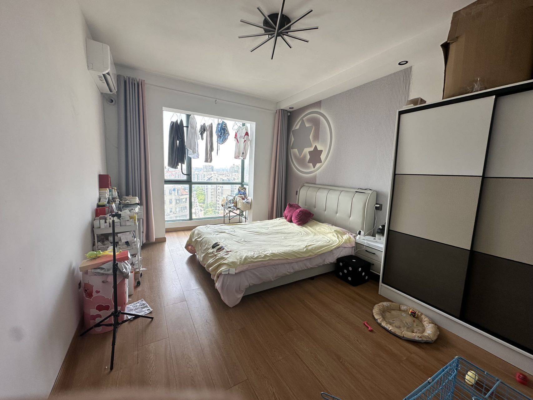 Nanjing-Pukou-押一付一,南京铁道学院,扬子江隧道口,0中介,Pet Friendly,LGBTQ Friendly,Cozy Home,Clean&Comfy,No Gender Limit,Hustle & Bustle,“Friends”,Chilled