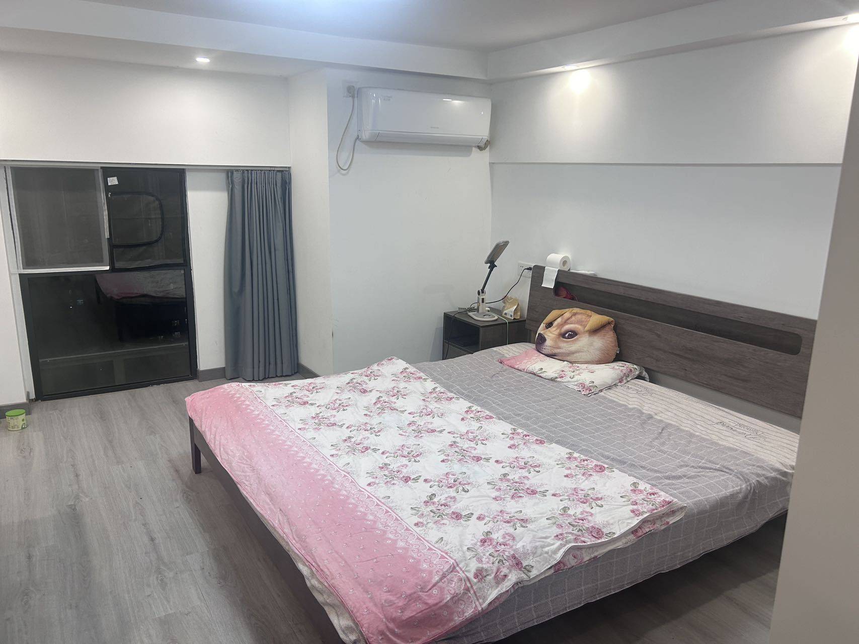 Wuhan-Jiangxia-Cozy Home,Clean&Comfy,No Gender Limit,Hustle & Bustle,“Friends”,Chilled