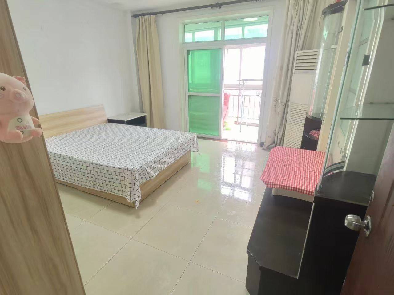 Wuhan-Hongshan-Cozy Home,Clean&Comfy,No Gender Limit,Hustle & Bustle,“Friends”,Chilled,LGBTQ Friendly,Pet Friendly