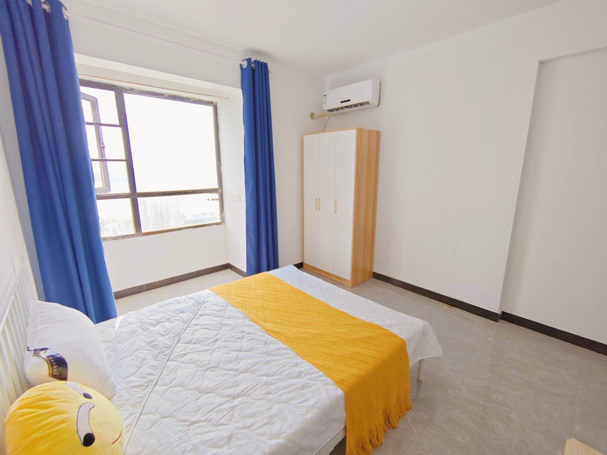 Wuhan-Hongshan-Pet Friendly