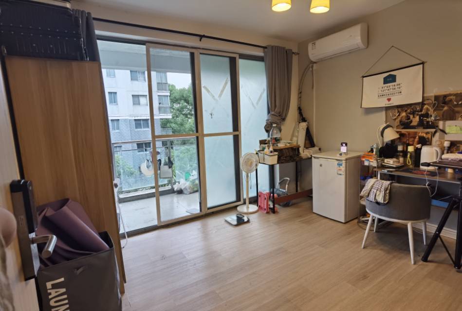 Shanghai-Pudong-Cozy Home,Clean&Comfy,No Gender Limit