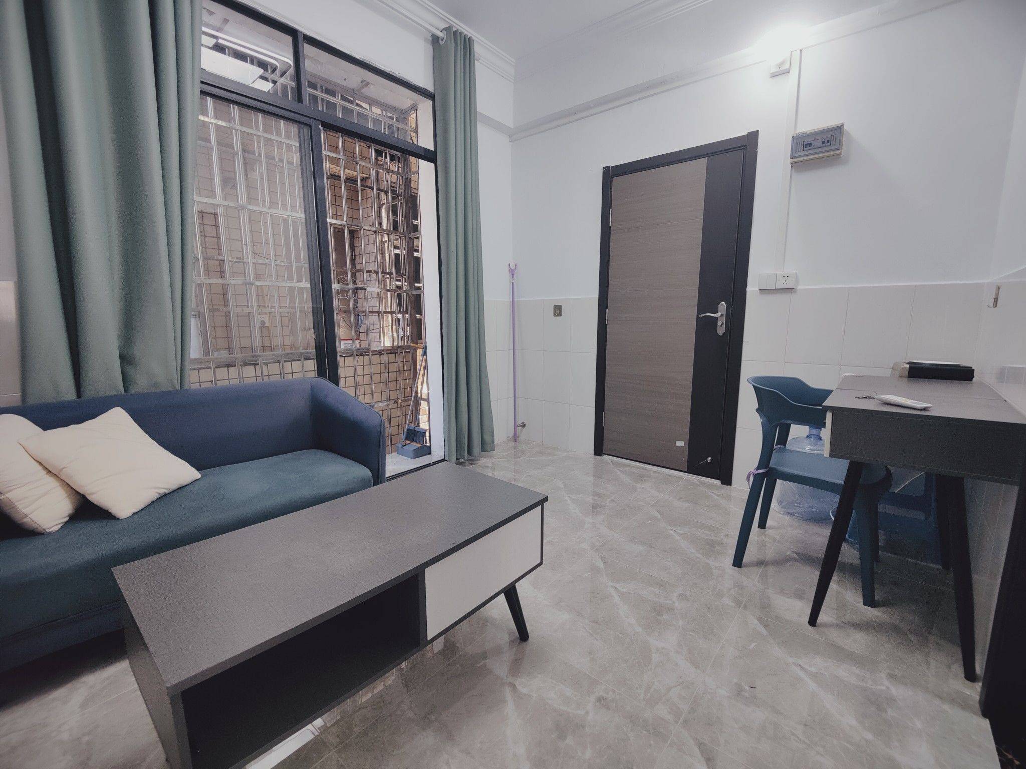 Guangzhou-Tianhe-Cozy Home,Clean&Comfy,No Gender Limit,Hustle & Bustle,“Friends”,Chilled,LGBTQ Friendly,Pet Friendly