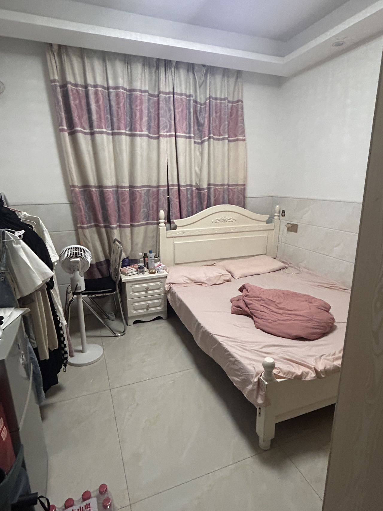 Gender LimitHustle & BustleChilledPet Friendly