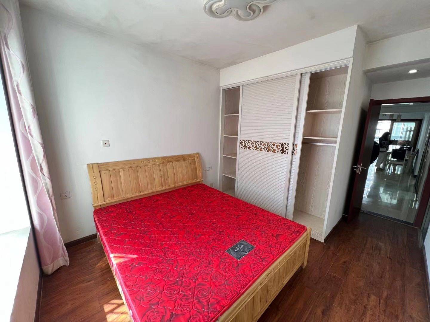 Changsha-Yuelu-Cozy Home,Clean&Comfy,No Gender Limit,Hustle & Bustle,“Friends”,Chilled