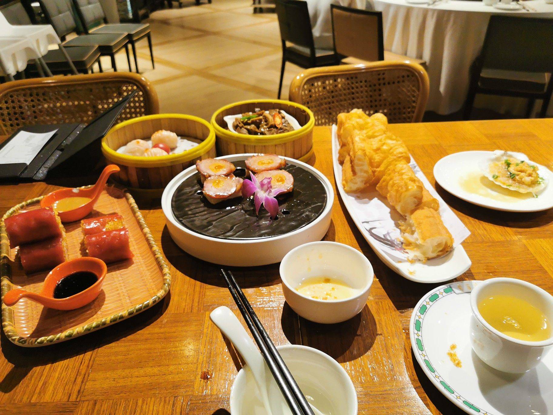 百世黛范