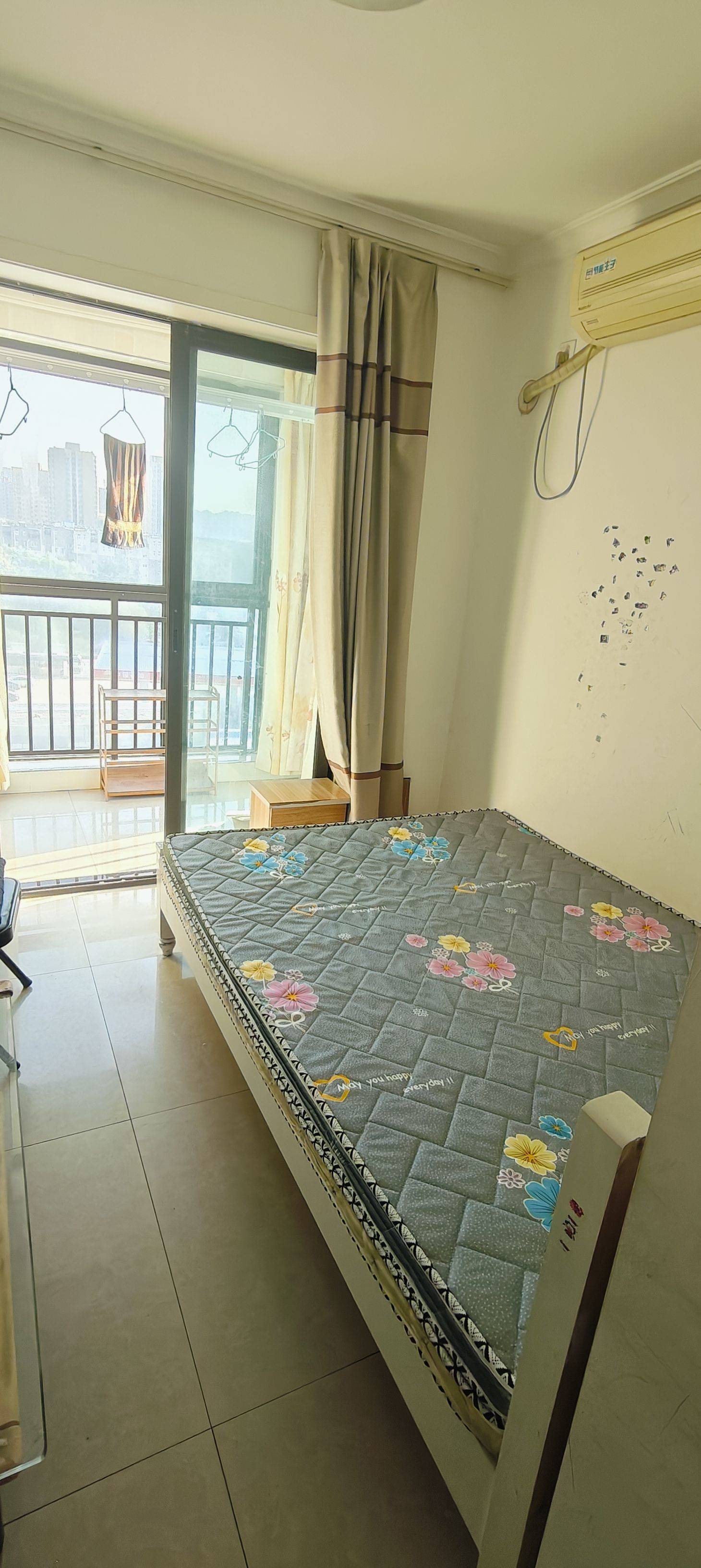 Zhengzhou-Zhongyuan-Cozy Home,Clean&Comfy,No Gender Limit,Hustle & Bustle,“Friends”,Chilled,Pet Friendly