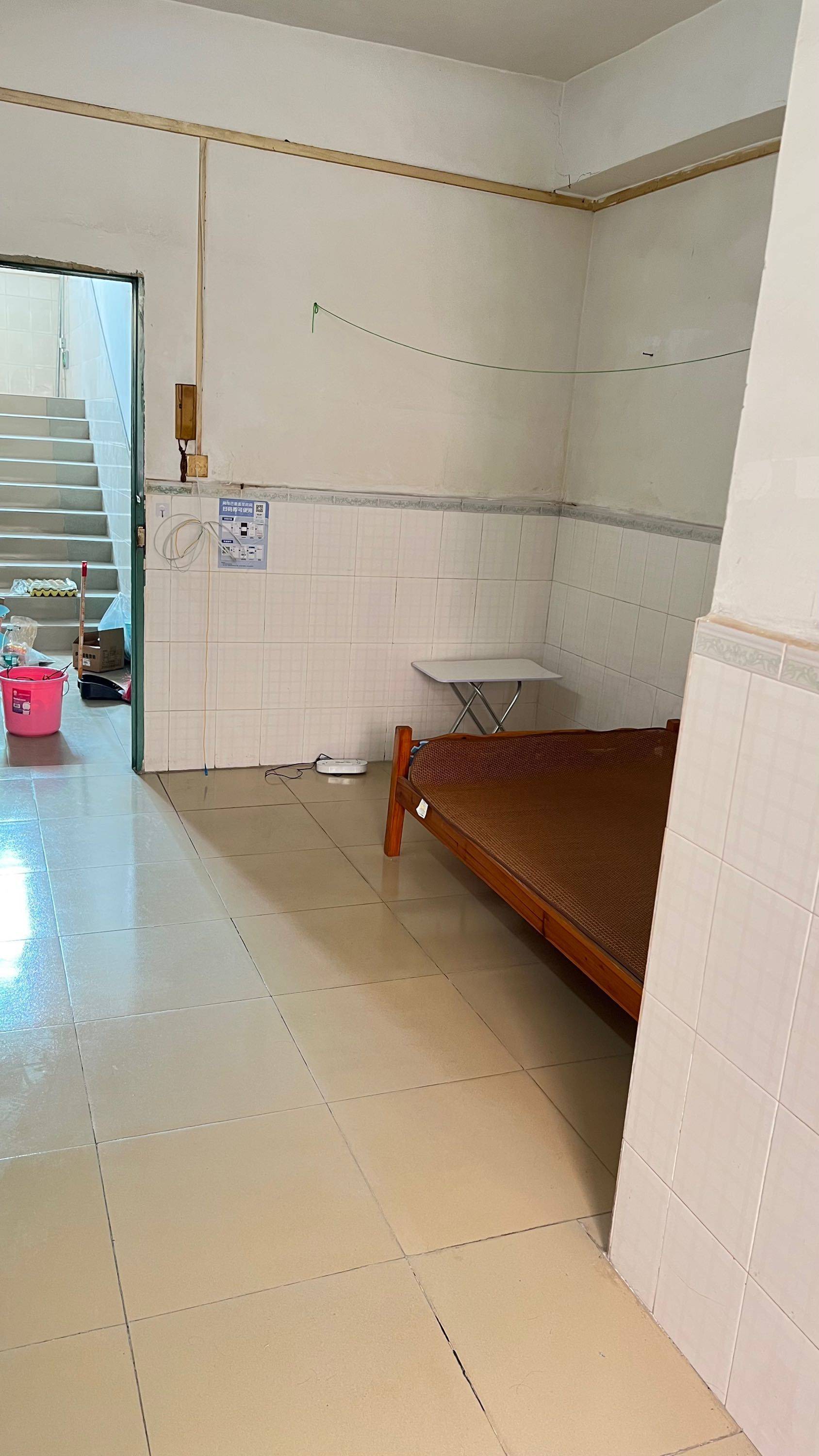 ShenzhenLonggangCozy Gender LimitPet Friendly