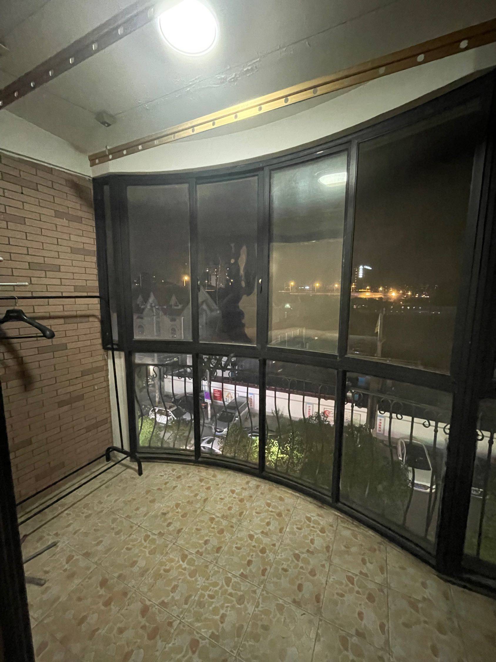 Shanghai-Pudong-Cozy Home,Clean&Comfy,No Gender Limit,Hustle & Bustle,Chilled,Pet Friendly