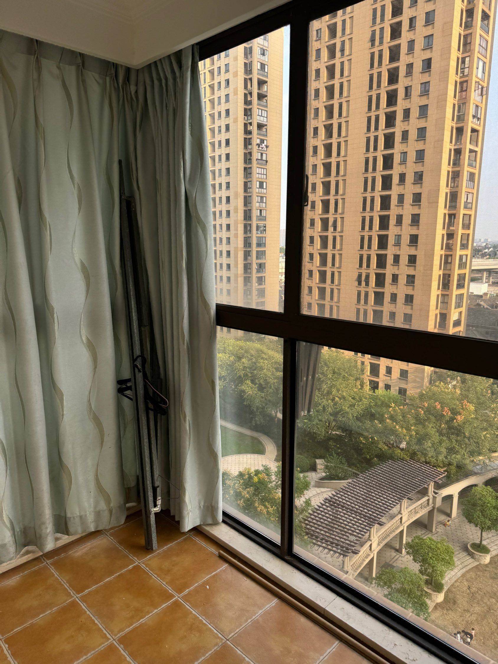 HangzhouLinping轻奢Pet FriendlyCozy Gender LimitChilled