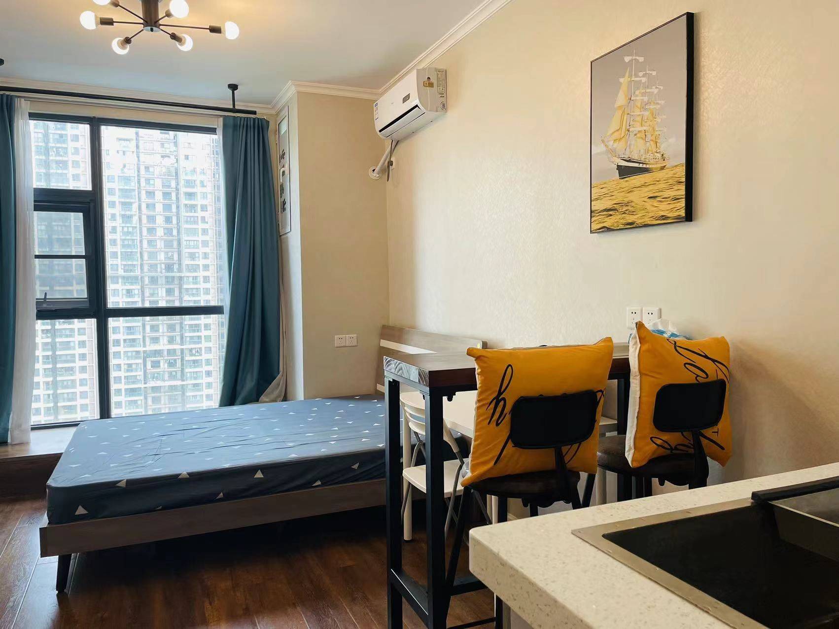 Chengdu-Wuhou-Cozy Home,Clean&Comfy,No Gender Limit,Hustle & Bustle,“Friends”,Chilled,LGBTQ Friendly,Pet Friendly
