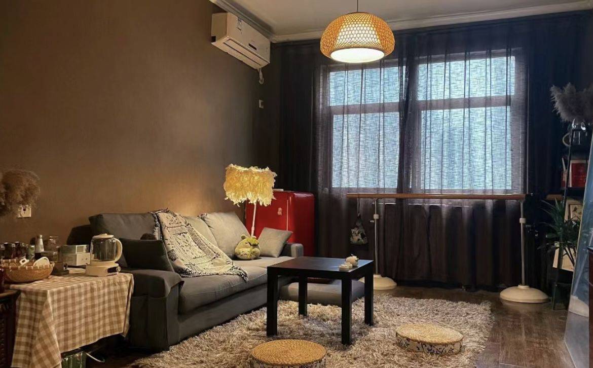 Zhengzhou-Guancheng-Cozy Home,Clean&Comfy,No Gender Limit,Hustle & Bustle