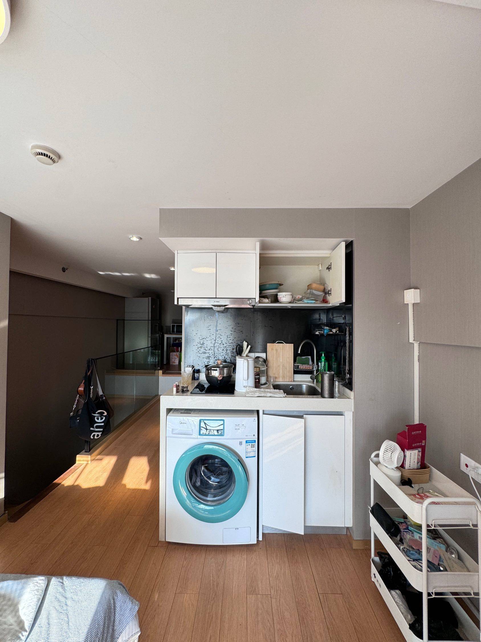 Cozy Home-Clean&Comfy-No Gender Limit-Hustle & Bustle-“Friends”-Chilled