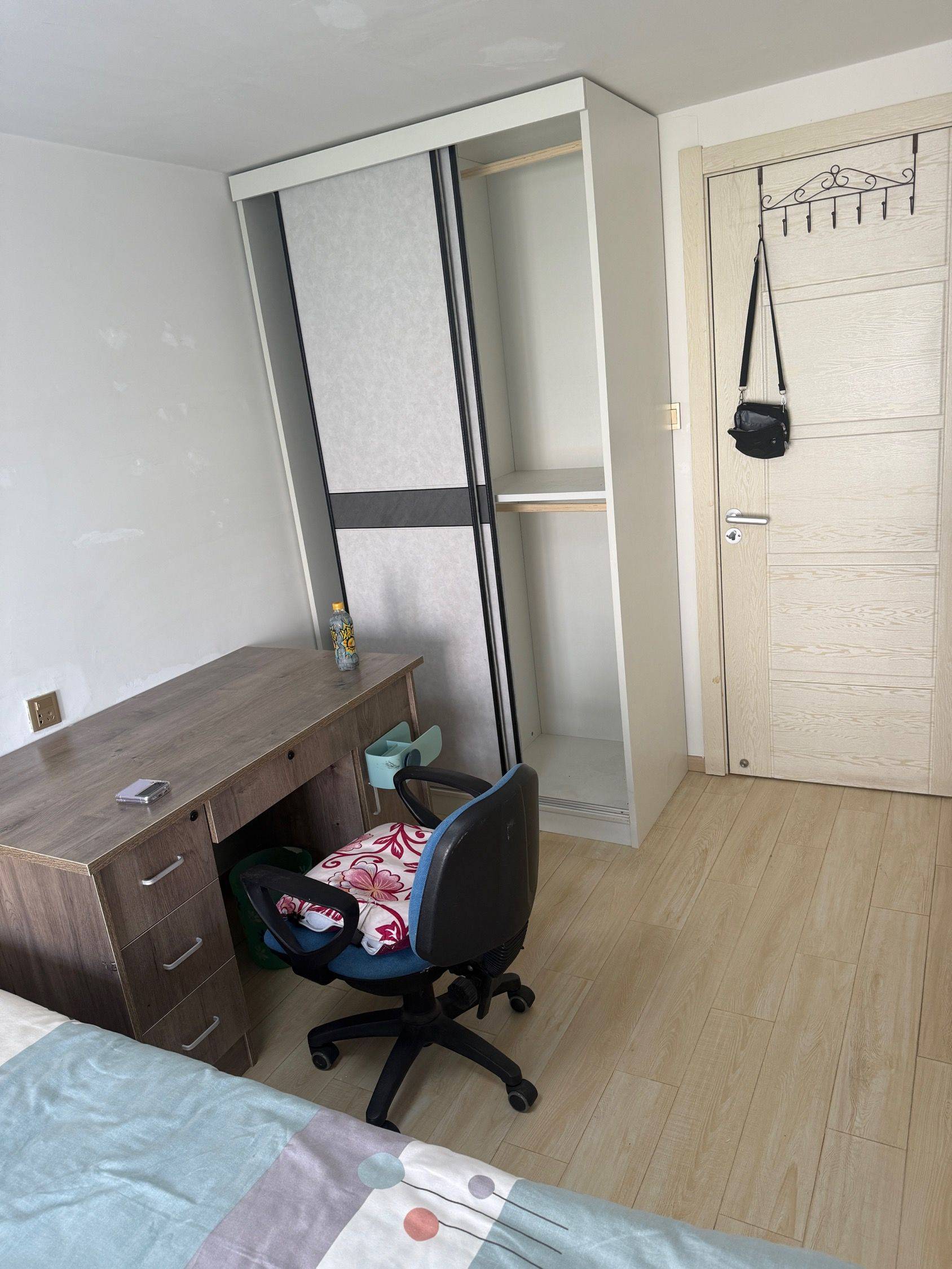 Beijing-Chaoyang-Cozy Home,Clean&Comfy,No Gender Limit,Hustle & Bustle,“Friends”