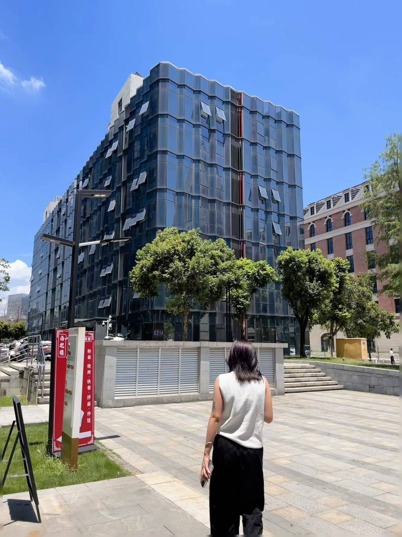 一只小龙虾整租房源3