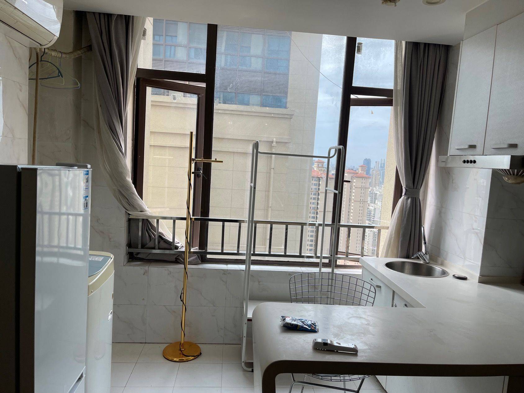 Wuhan-Hongshan-Cozy Home,Clean&Comfy,No Gender Limit,Hustle & Bustle,“Friends”,Chilled,LGBTQ Friendly,Pet Friendly