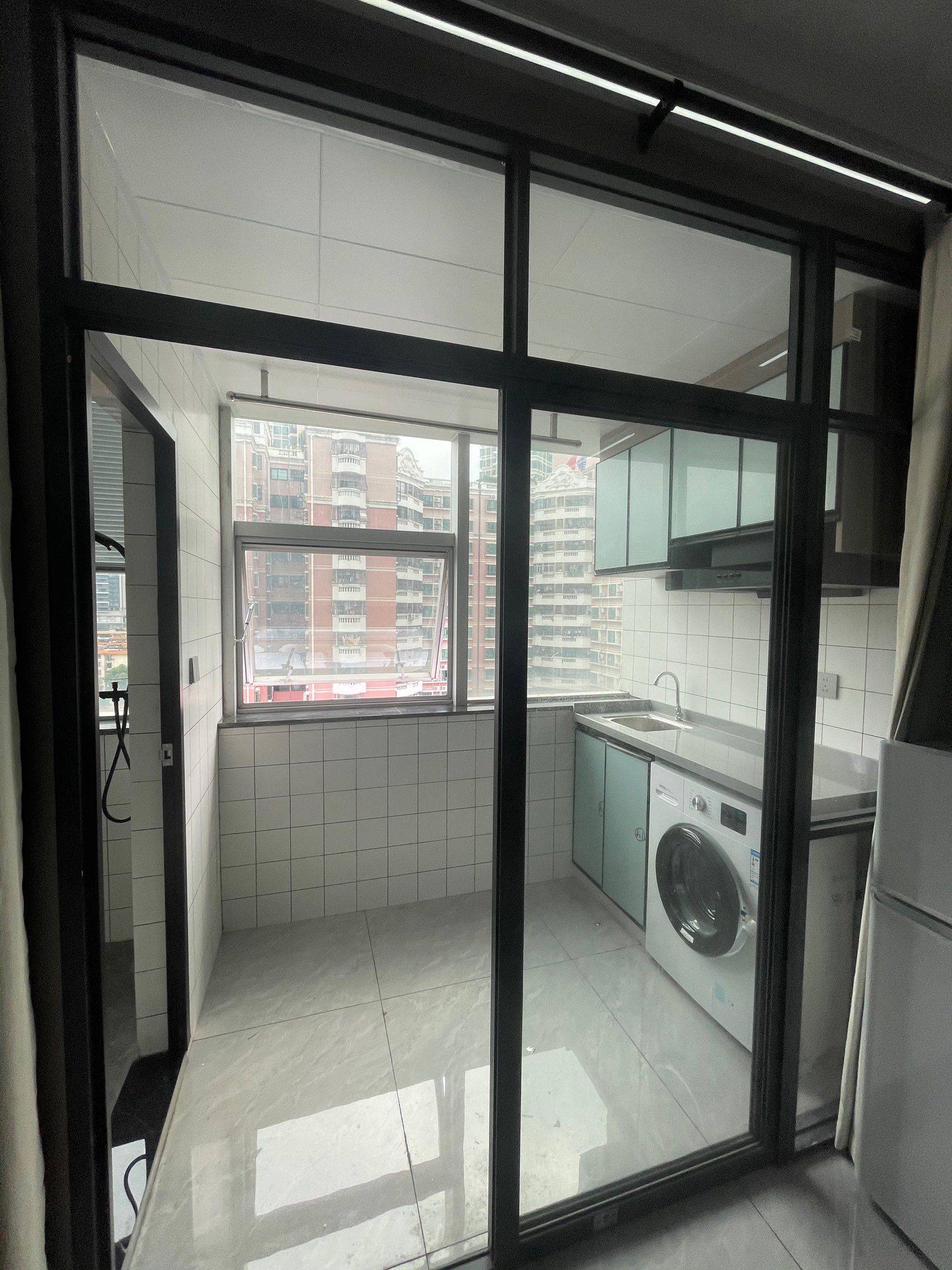 Shenzhen-Luohu-Cozy Home,Clean&Comfy,No Gender Limit,Hustle & Bustle,“Friends”,Chilled,LGBTQ Friendly,Pet Friendly