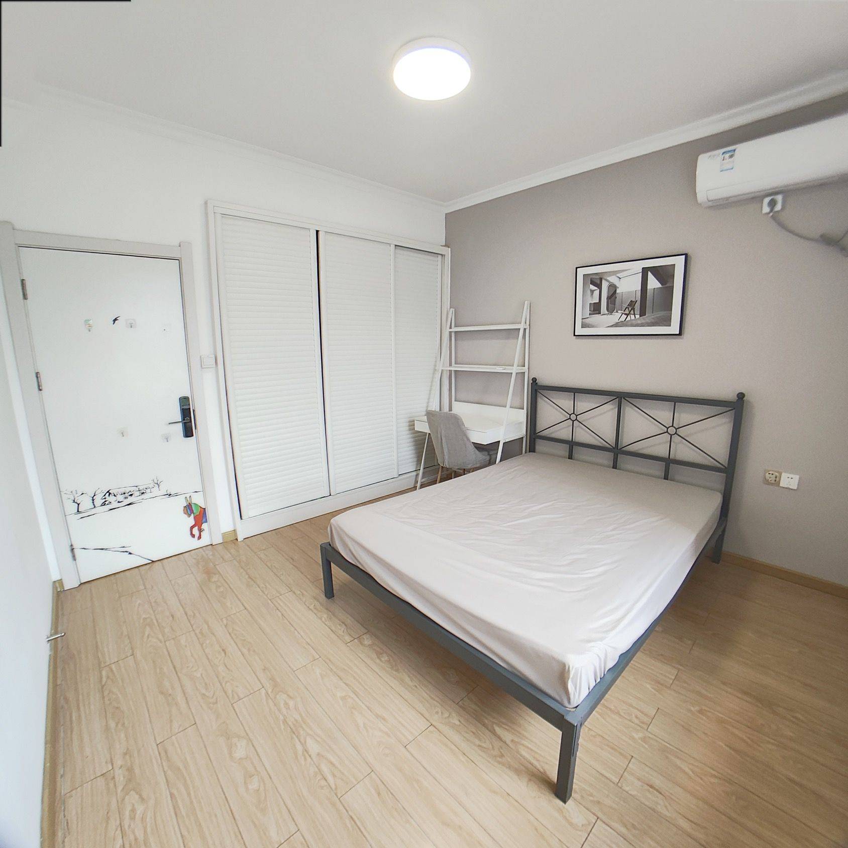 Wuhan-Jiangxia-Cozy Home,Clean&Comfy,No Gender Limit,Hustle & Bustle,Chilled,Pet Friendly