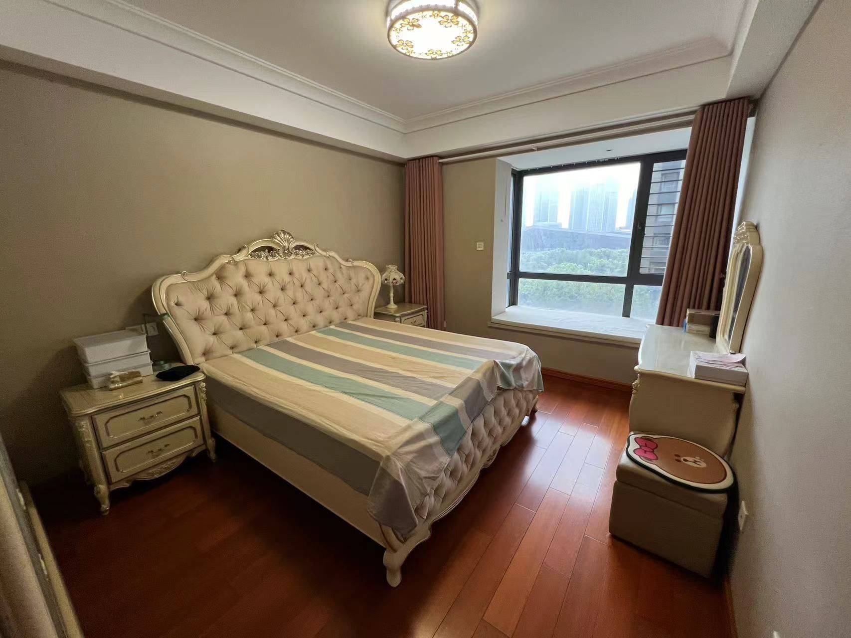 Nanjing-Jianye-Cozy Home,Clean&Comfy,No Gender Limit,Hustle & Bustle,Chilled,LGBTQ Friendly,Pet Friendly