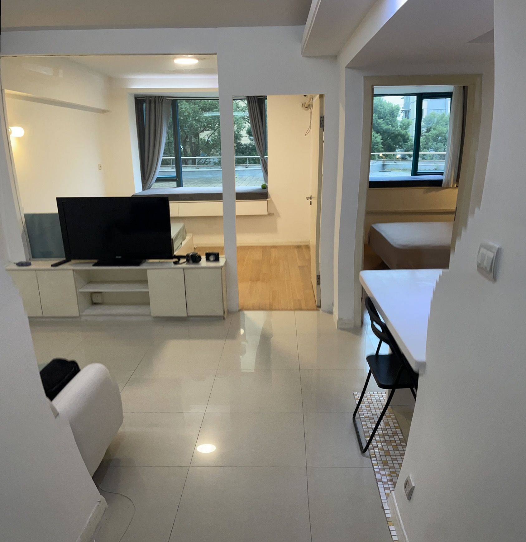 上海-长宁-房东直租,近网红马路愚园路,l o f t老洋房