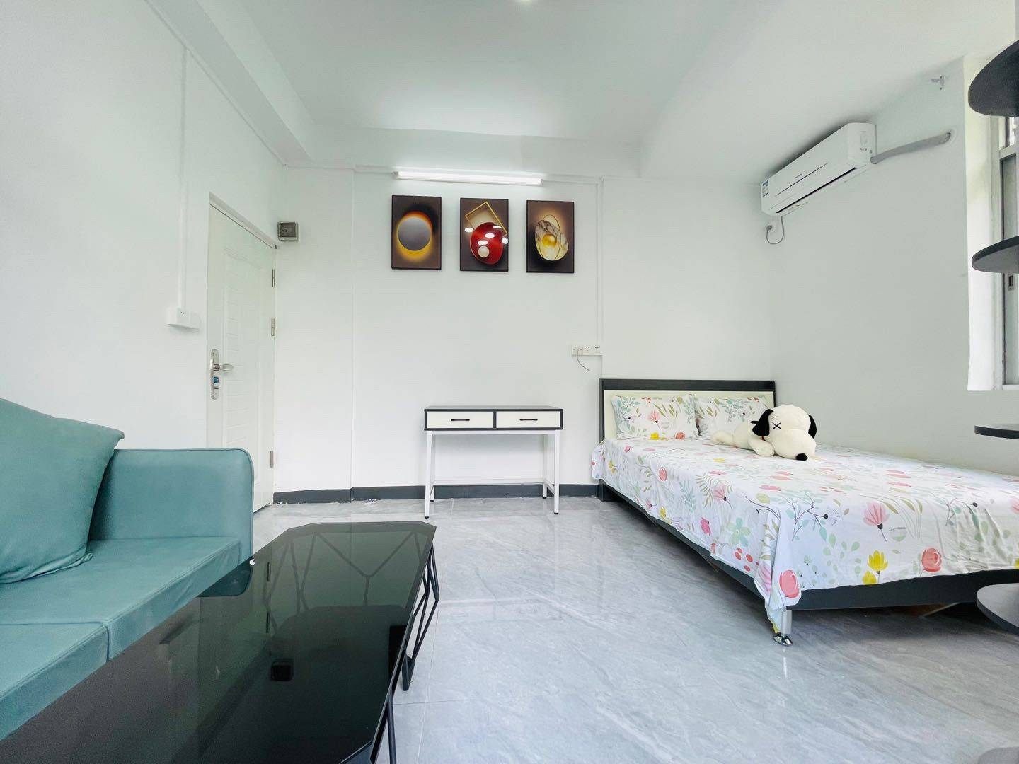 Guangzhou-Tianhe-Cozy Home,Clean&Comfy,No Gender Limit,Hustle & Bustle,Pet Friendly