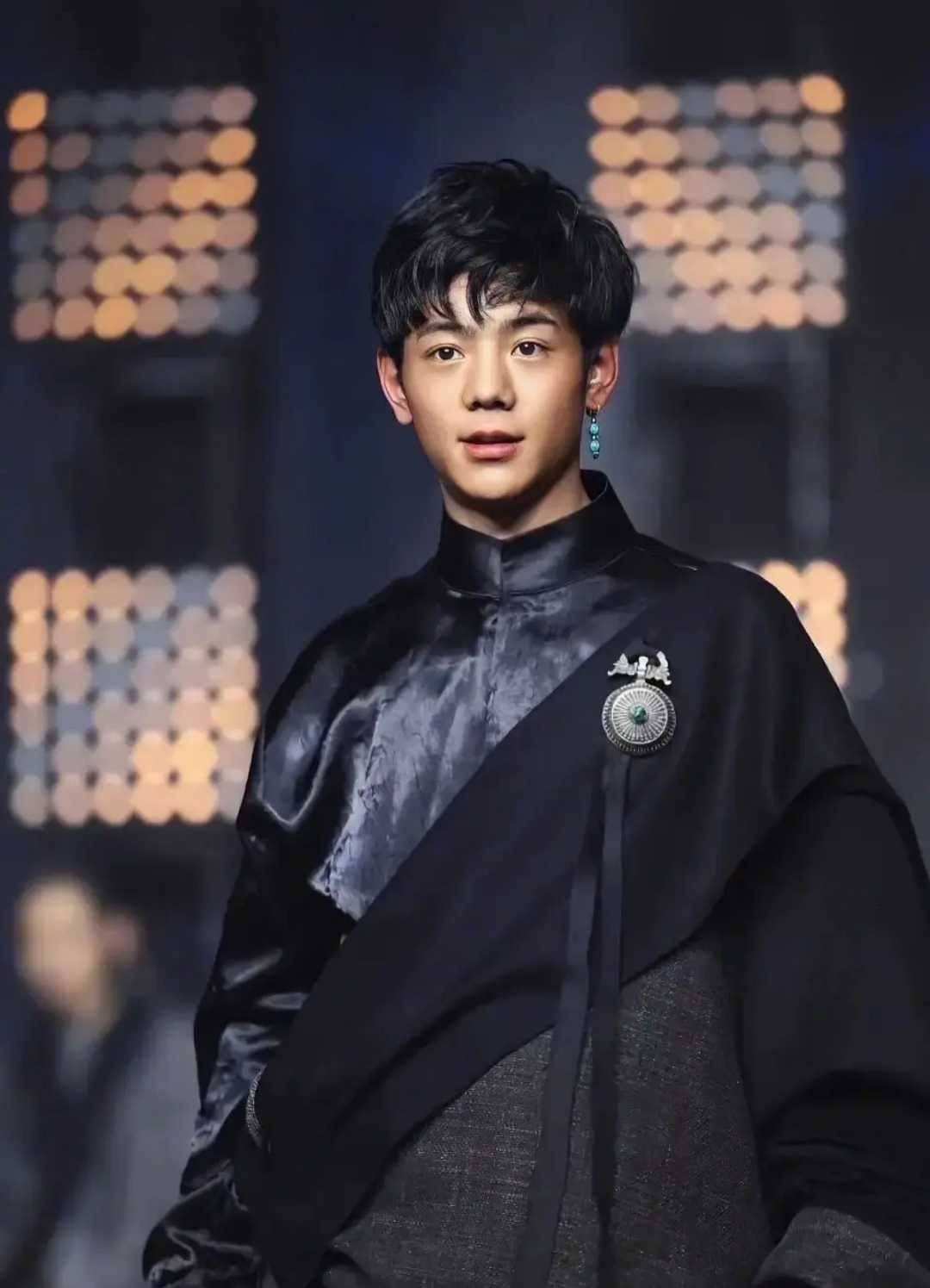 尼古丁·真