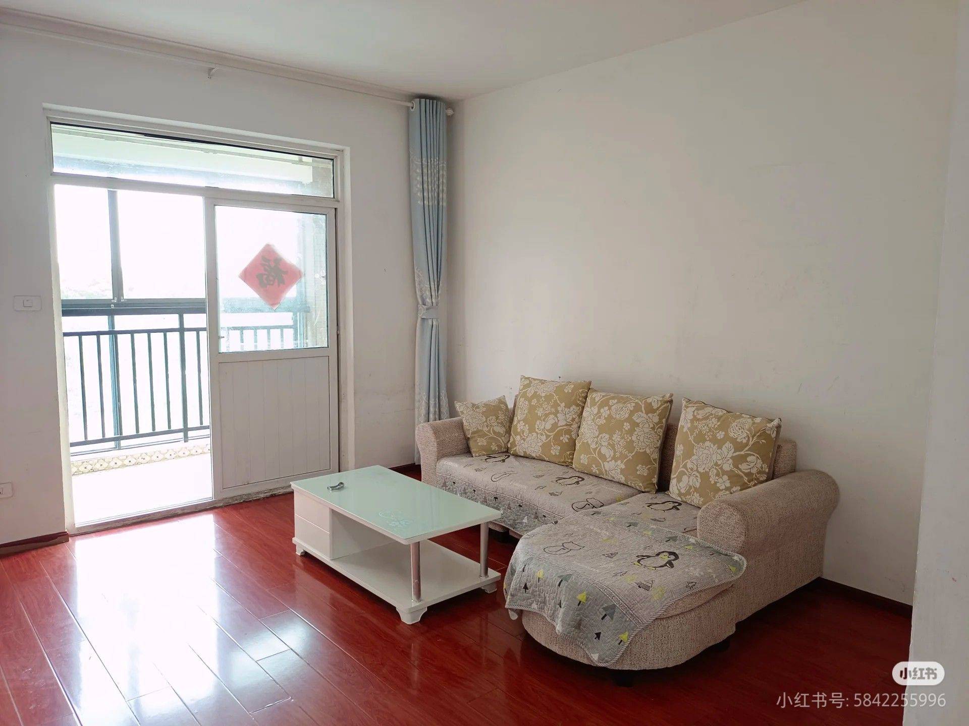 Wuhan-Hongshan-Cozy Home,Clean&Comfy,No Gender Limit,Hustle & Bustle,“Friends”,Chilled