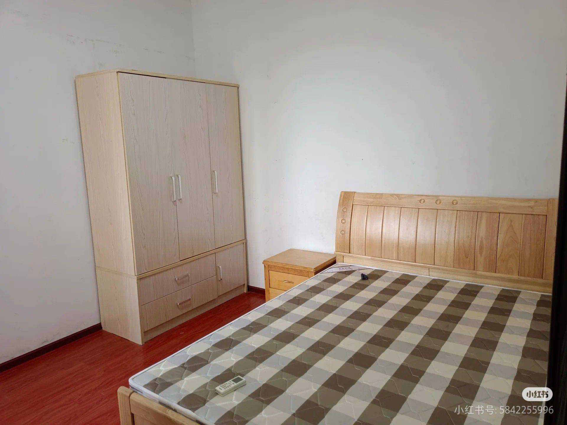 Wuhan-Hongshan-Cozy Home,Clean&Comfy,No Gender Limit,Hustle & Bustle,“Friends”,Chilled