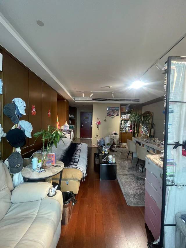 Wuxi-Liangxi-Cozy Home,Clean&Comfy,No Gender Limit,Hustle & Bustle,“Friends”,Chilled,LGBTQ Friendly,Pet Friendly